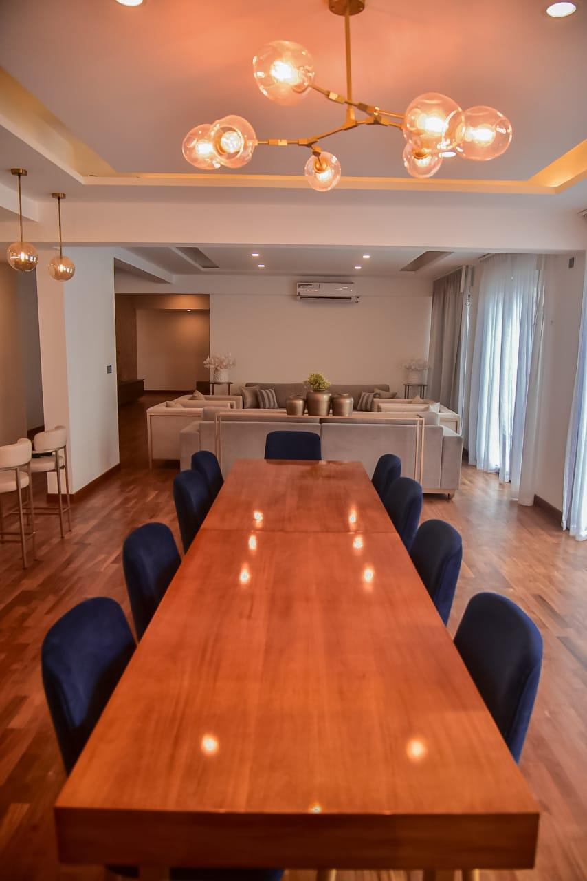 Luxury bathroom in serviced penthouse apartment Colombo 7